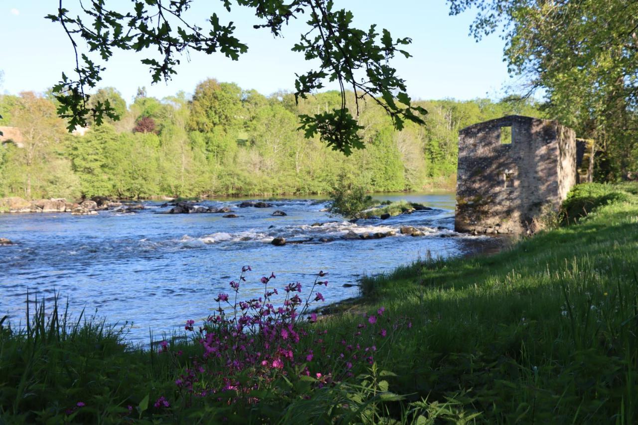 Manot Vacances - Gites En Bord De Vienne Kültér fotó