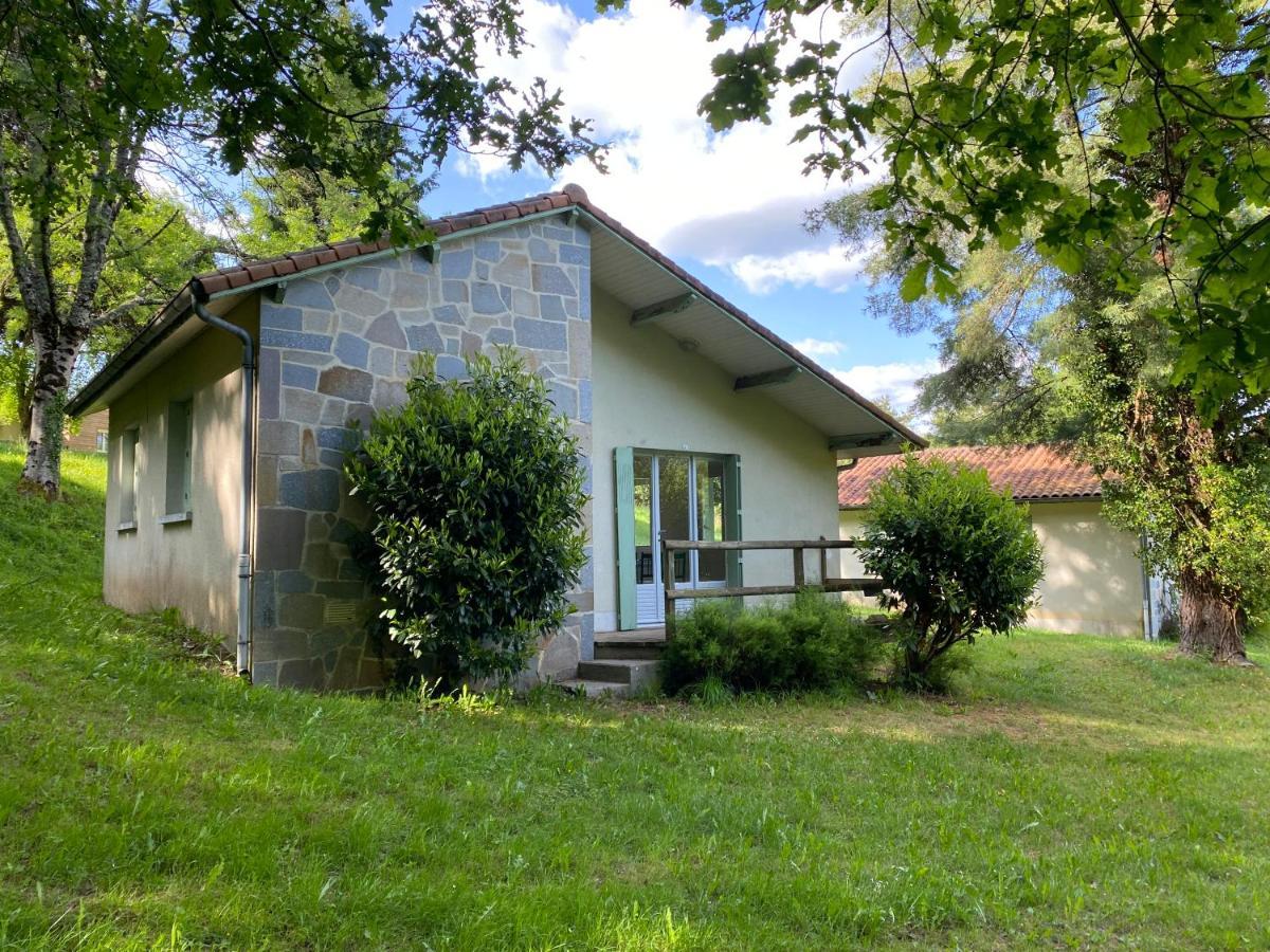 Manot Vacances - Gites En Bord De Vienne Kültér fotó